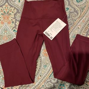 NWT Lululemon Align Crop 21” Garnet Legging Size 2